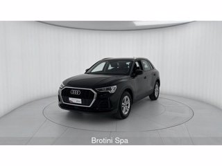 AUDI Q3 35 TFSI Business