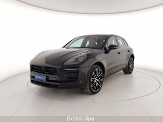 PORSCHE Macan 2.0